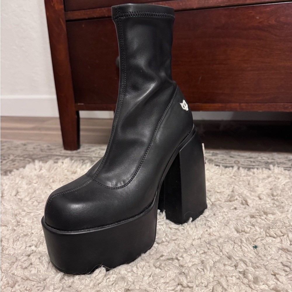 Naked Wolfe Black Heeled Boots with Silver Detail - Picture 2 of 3